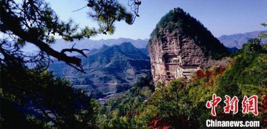 圖為世界文化遺產(chǎn)麥積山石窟。(資料圖)甘肅省文物局供圖