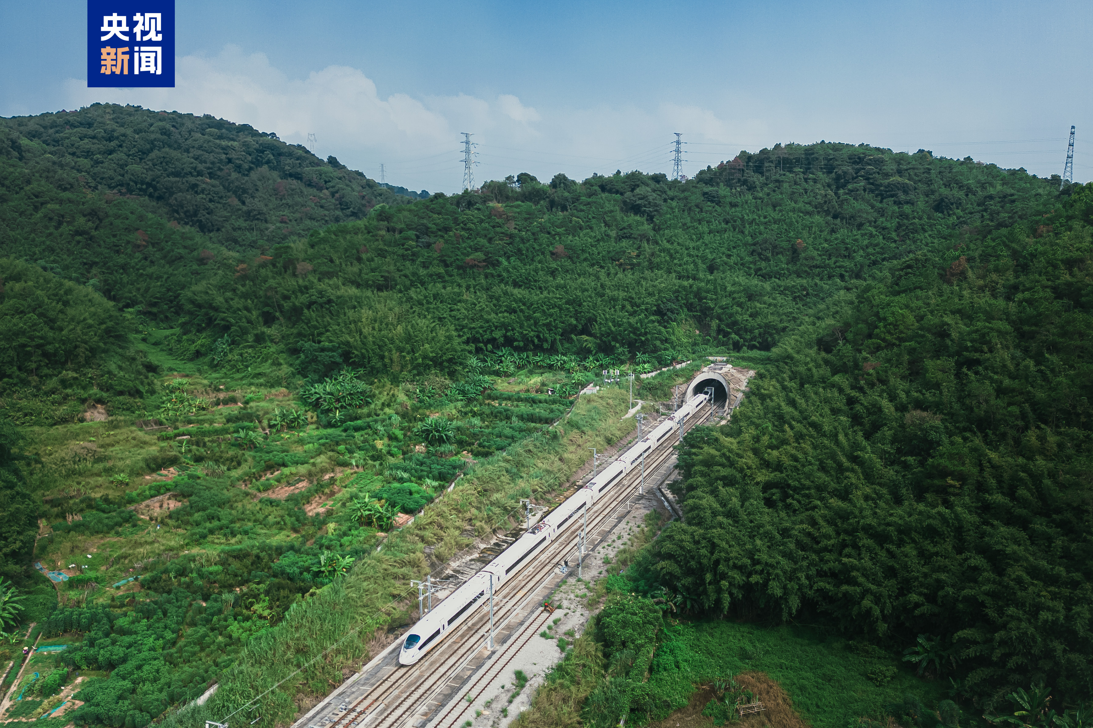 增幅16.7% 粵港澳大灣區(qū)開往成渝方向動(dòng)車組列車將達(dá)35列