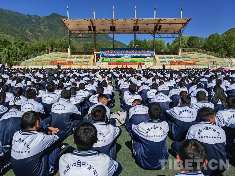 11 鄧珠平措攝        前往昌都市第五高級中學(xué)開展“開學(xué)第一課”消防知識宣講.jpg