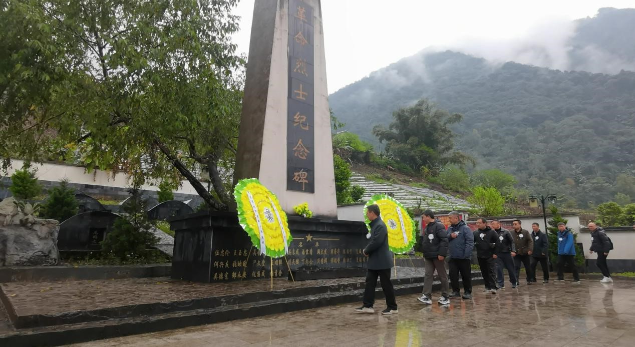 學(xué)黨史祭英烈強(qiáng)動力，扎實(shí)走好援藏路